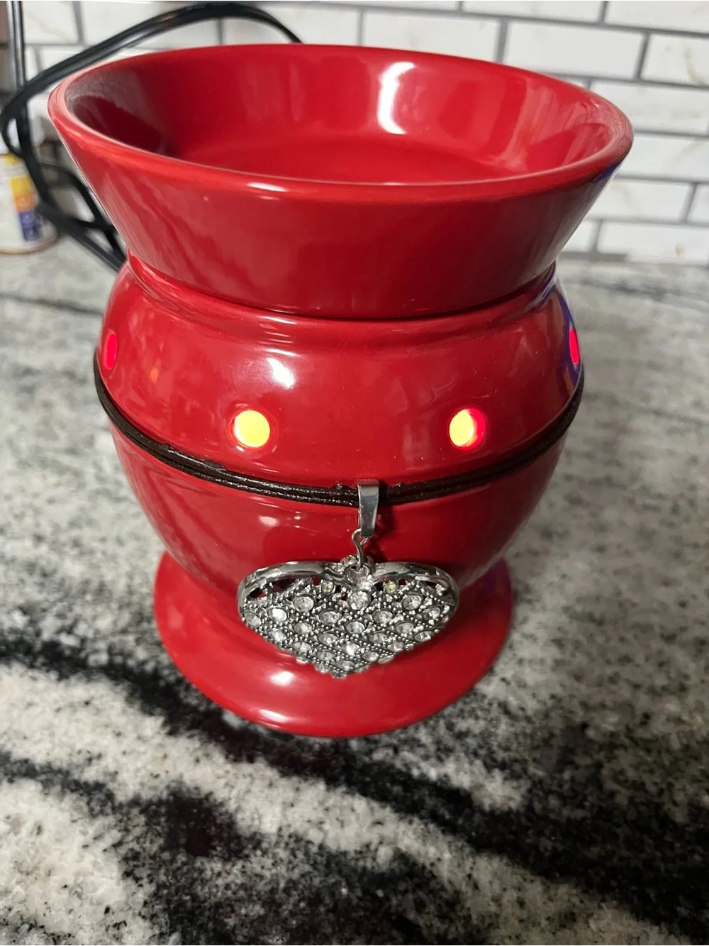 Scentsy glossy red